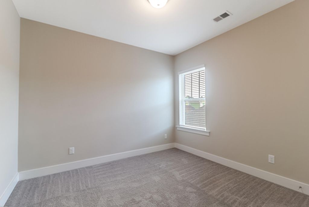 Image 27 of property listing at 162 Callibluff Drive, Summerville, SC 29486