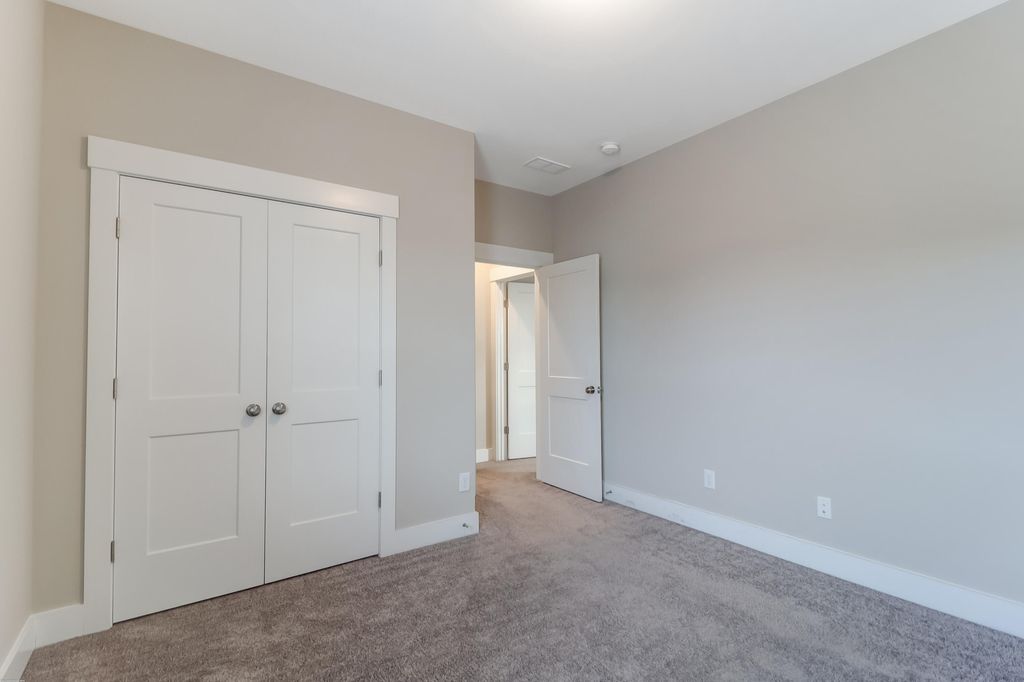 Image 28 of property listing at 162 Callibluff Drive, Summerville, SC 29486