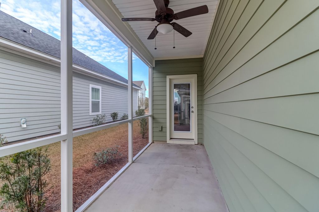 Image 33 of property listing at 162 Callibluff Drive, Summerville, SC 29486