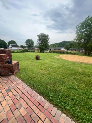 825 N Main Street, Barbourville, KY 40906