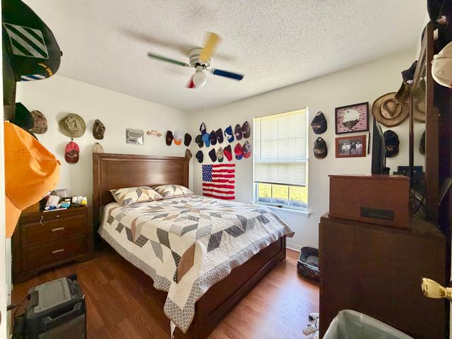 2880 Aplin Road, Crestview, FL 32539