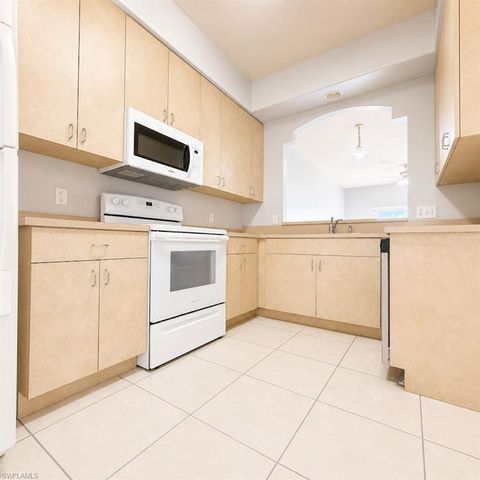 1126 SW 47th TER 103, Cape Coral, FL 33914