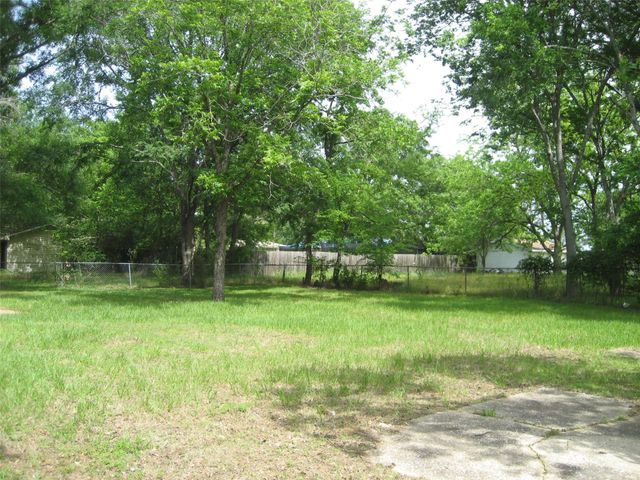 108 Briar Lane, Crockett, TX 75835