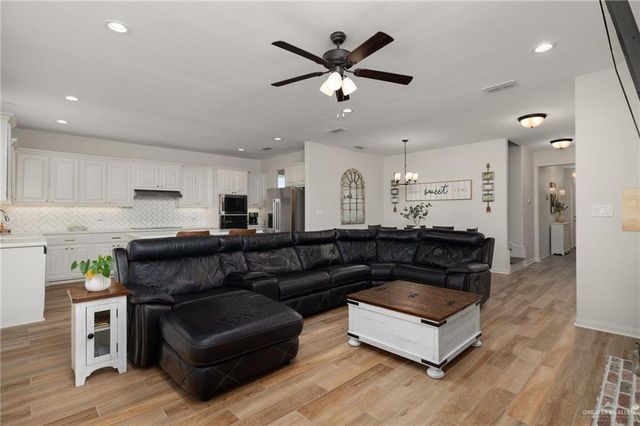 14404 Chalk Ridge Drive, Mcallen, TX 78504