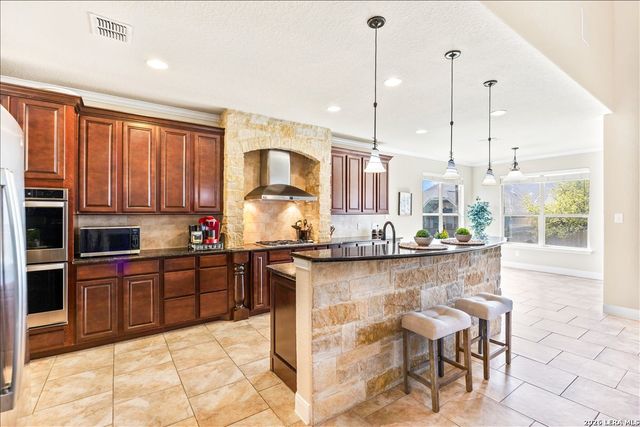 3830 Ox-Eye Daisy, San Antonio, TX 78261