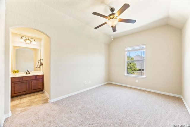 3830 Ox-Eye Daisy, San Antonio, TX 78261