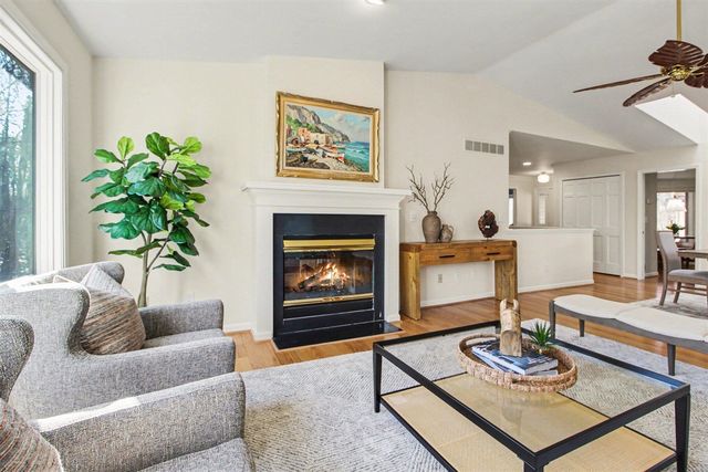 501 Woodgrove Drive, Ann Arbor, MI 48103