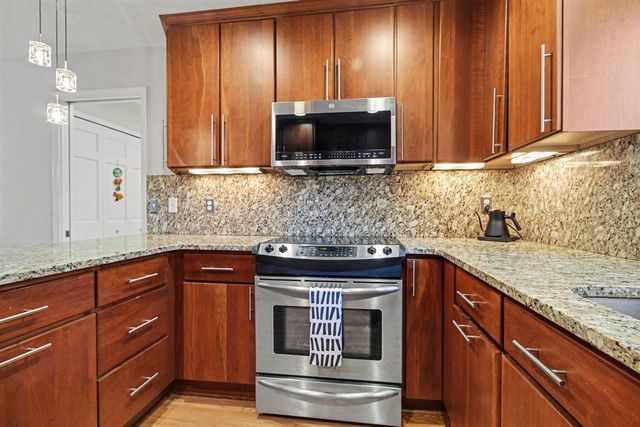 501 Woodgrove Drive, Ann Arbor, MI 48103