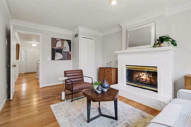 501 Woodgrove Drive, Ann Arbor, MI 48103