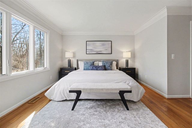 501 Woodgrove Drive, Ann Arbor, MI 48103