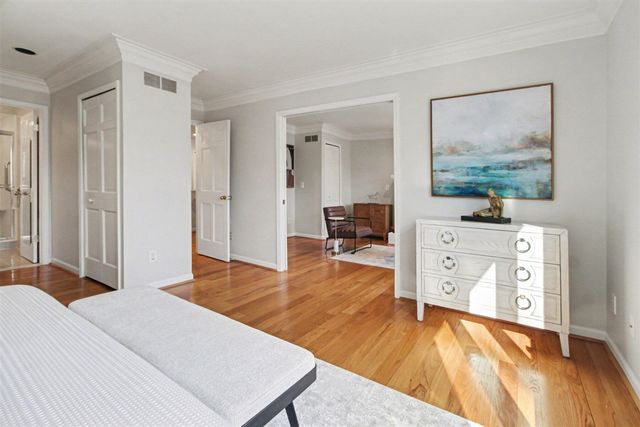 501 Woodgrove Drive, Ann Arbor, MI 48103