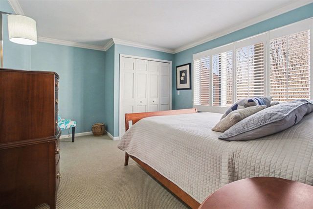 501 Woodgrove Drive, Ann Arbor, MI 48103