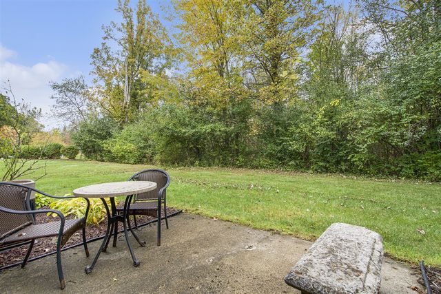 501 Woodgrove Drive, Ann Arbor, MI 48103