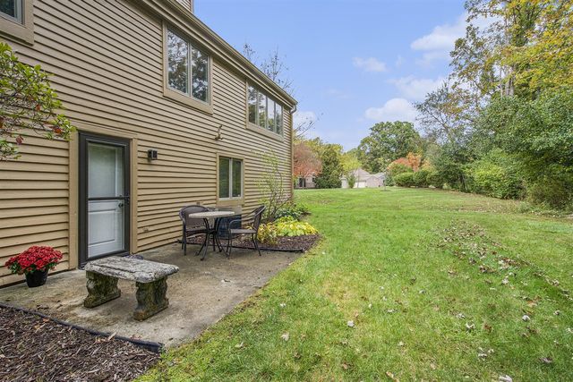 501 Woodgrove Drive, Ann Arbor, MI 48103