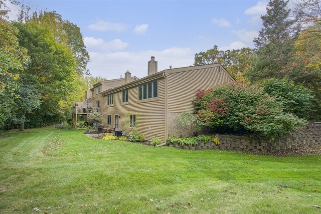 501 Woodgrove Drive, Ann Arbor, MI 48103
