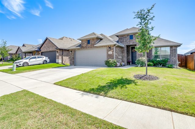 907 Beverly Drive, Cleburne, TX 76033