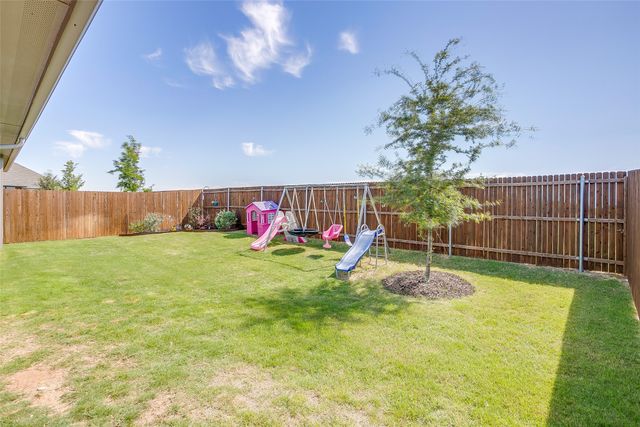 907 Beverly Drive, Cleburne, TX 76033