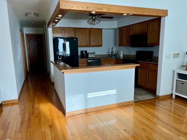 1108 Castilian Court 126, Glenview, IL 60025