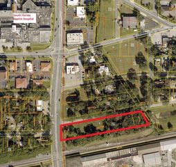 100 N ALEXANDER STREET, Plant City, FL 33563