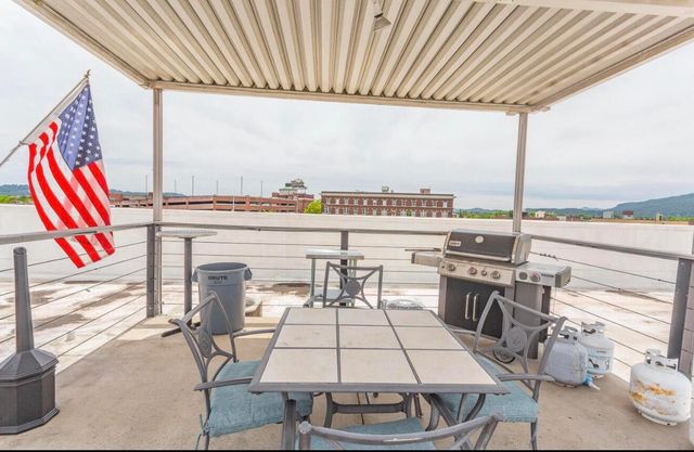 1301 Market Street 209, Chattanooga, TN 37402