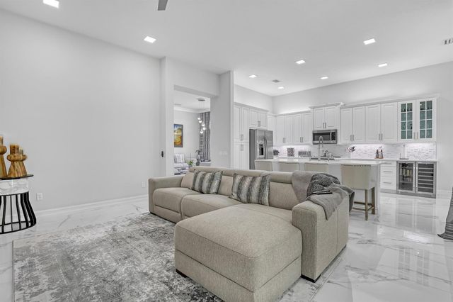 10673 Richfield Way, Boynton Beach, FL 33437