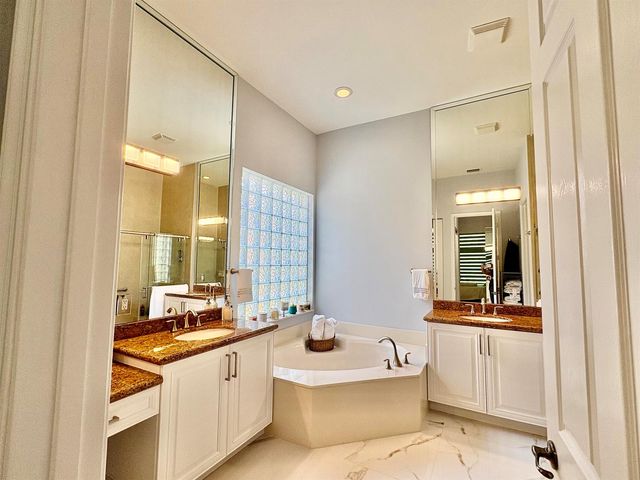 10673 Richfield Way, Boynton Beach, FL 33437