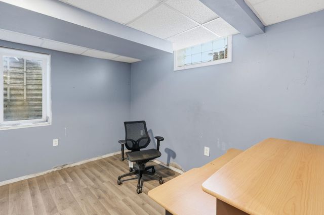 1215 Reycraft Drive, Kalamazoo, MI 49001