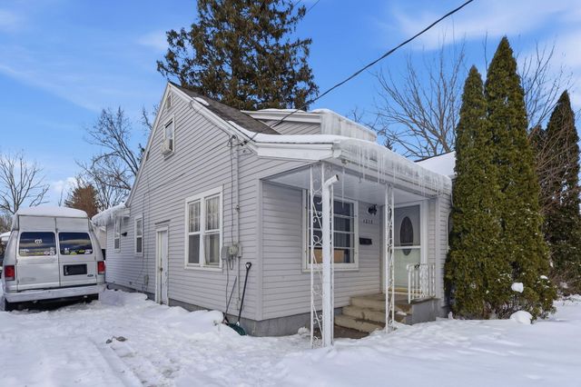 1215 Reycraft Drive, Kalamazoo, MI 49001