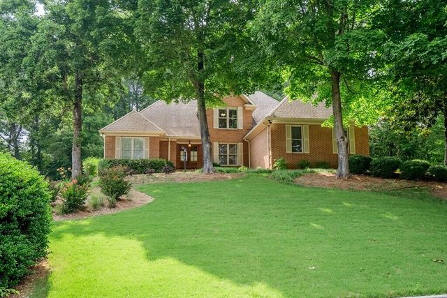 1705 Wellington Drive NW, Dalton, GA 30720