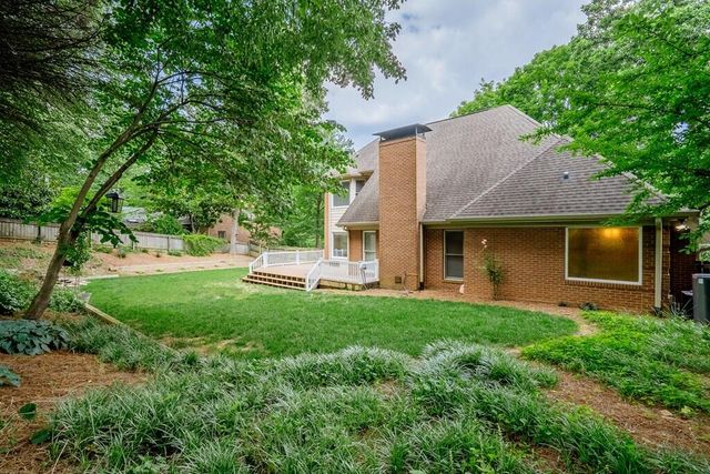1705 Wellington Drive NW, Dalton, GA 30720