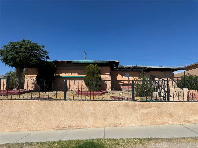 341 S Muriel, Barstow, CA 92311