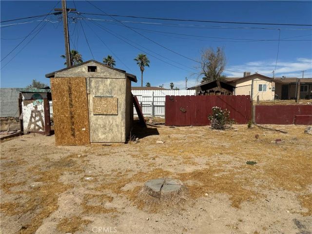 341 S Muriel, Barstow, CA 92311