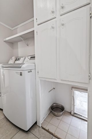 719 Vista Del Pueblo Street SW, Albuquerque, NM 87121