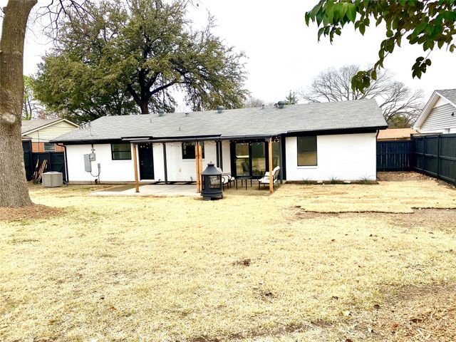 10916 Wyatt Street, Dallas, TX 75218