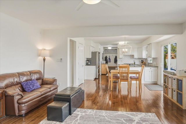 5800 Eagle Point DRIVE, Racine, WI 53406