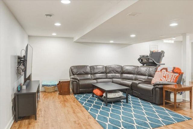 5800 Eagle Point DRIVE, Racine, WI 53406