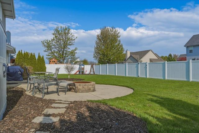 5800 Eagle Point DRIVE, Racine, WI 53406