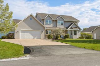5800 Eagle Point DRIVE, Racine, WI 53406