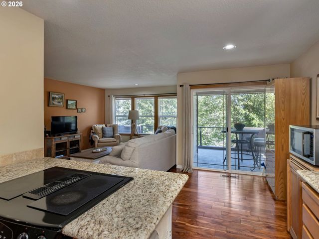 18419 Sw KELLY VIEW Loop, Beaverton, OR 97007
