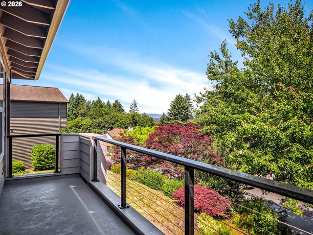 18419 Sw KELLY VIEW Loop, Beaverton, OR 97007