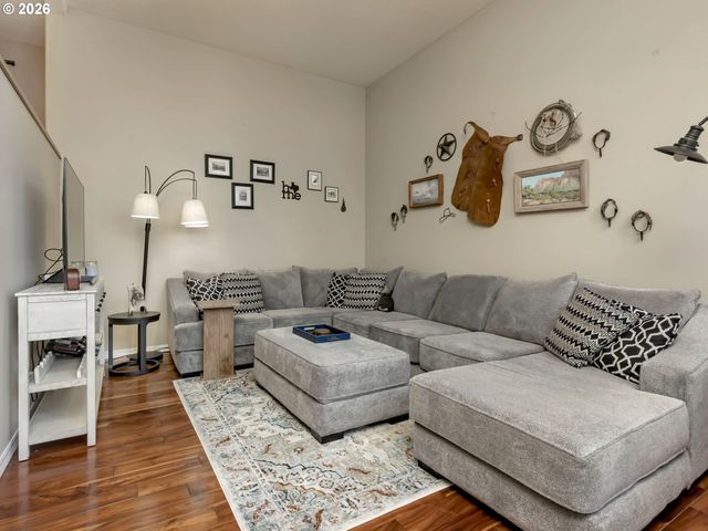 18419 Sw KELLY VIEW Loop, Beaverton, OR 97007