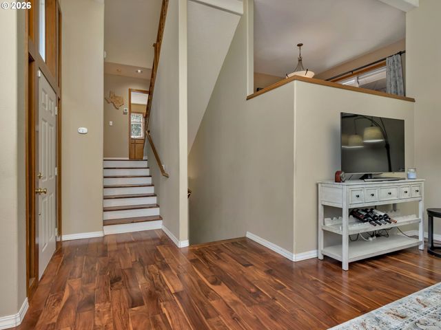 18419 Sw KELLY VIEW Loop, Beaverton, OR 97007