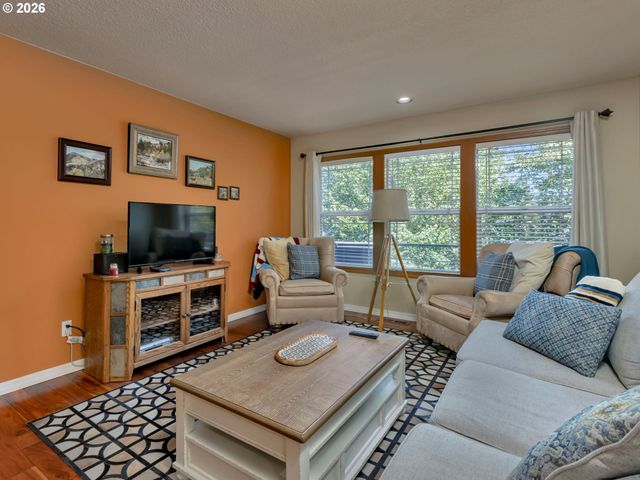 18419 Sw KELLY VIEW Loop, Beaverton, OR 97007