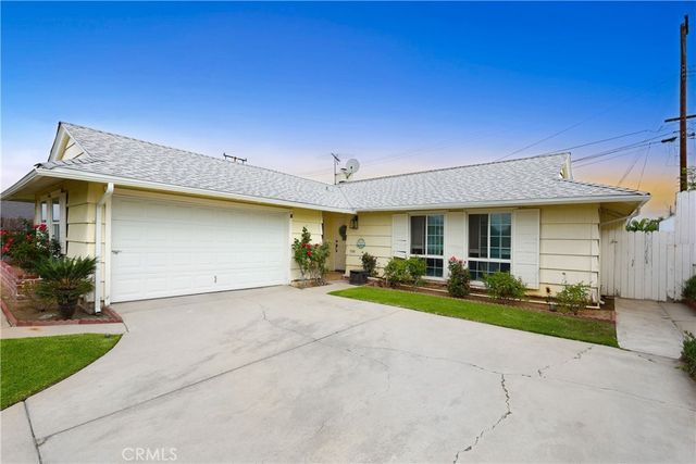 15147 Caravaca, La Mirada, CA 90638