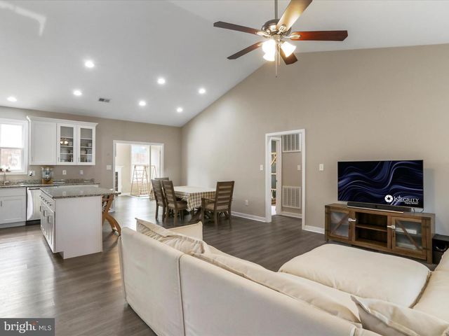 63 BRIARCREST CIRCLE, Martinsburg, WV 25403