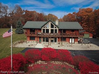 5012 Vista Bay Trail, Goodrich, MI 48438