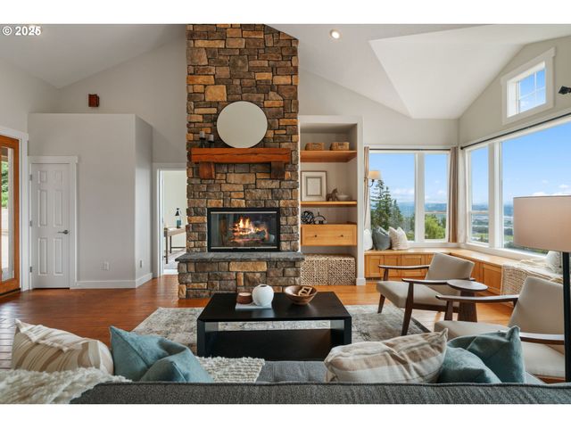 3045 Nw 3RD Ave, Camas, WA 98607