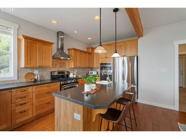 3045 Nw 3RD Ave, Camas, WA 98607