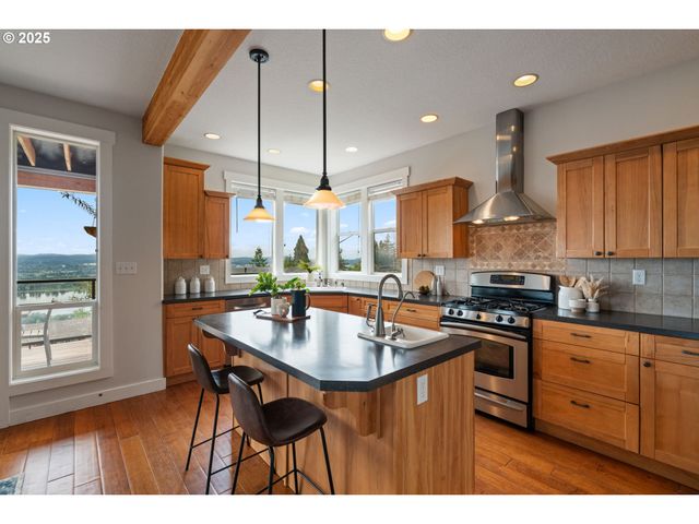 3045 Nw 3RD Ave, Camas, WA 98607