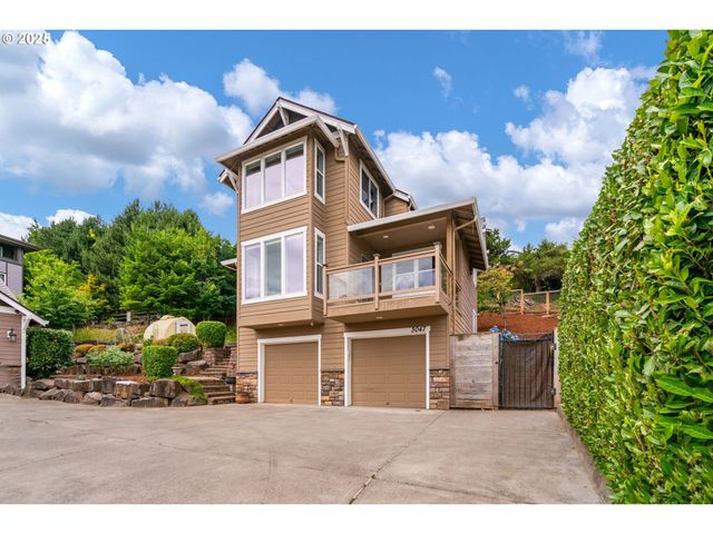 3045 Nw 3RD Ave, Camas, WA 98607